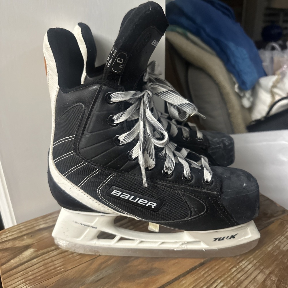 Bauer  Hockey Skates Flexlite 2.0 Skate 3R US Size 4